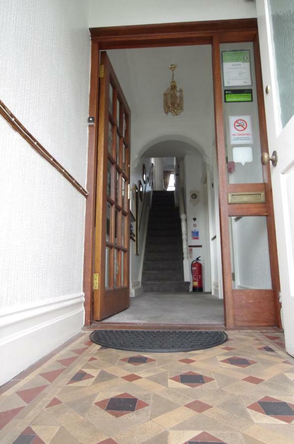 Brook House ― Free On-Site Car Park Bed & Breakfast Уиндермер Екстериор снимка